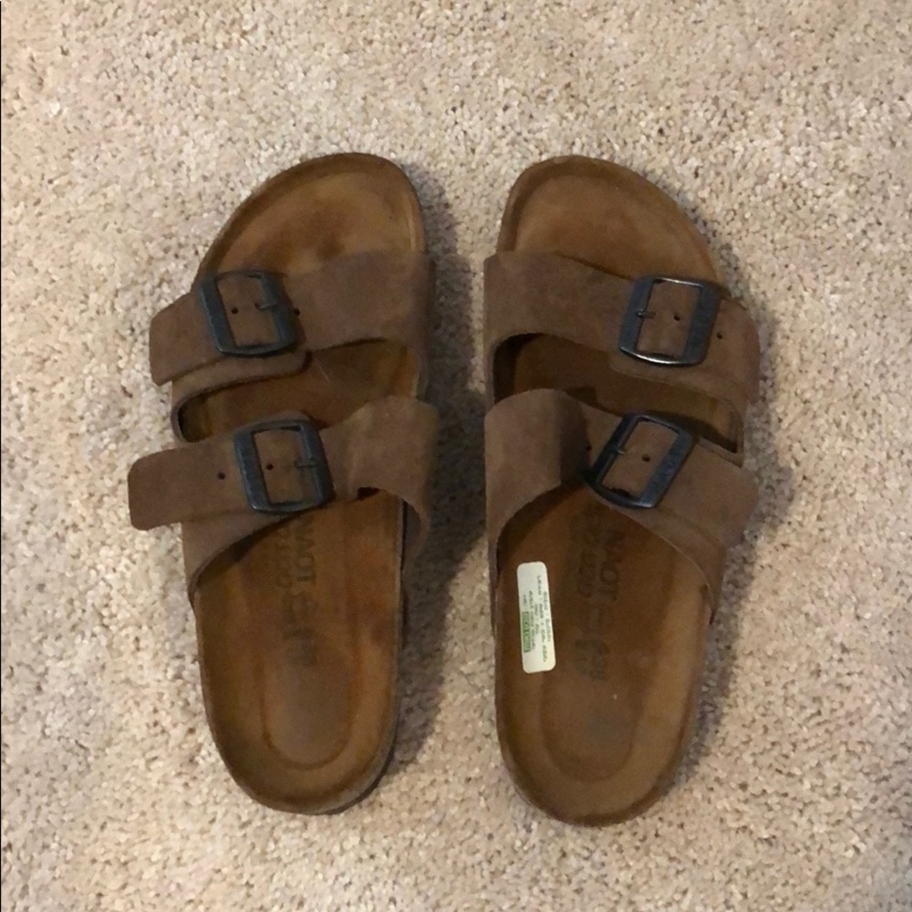 New Naot women’s sandals size 38